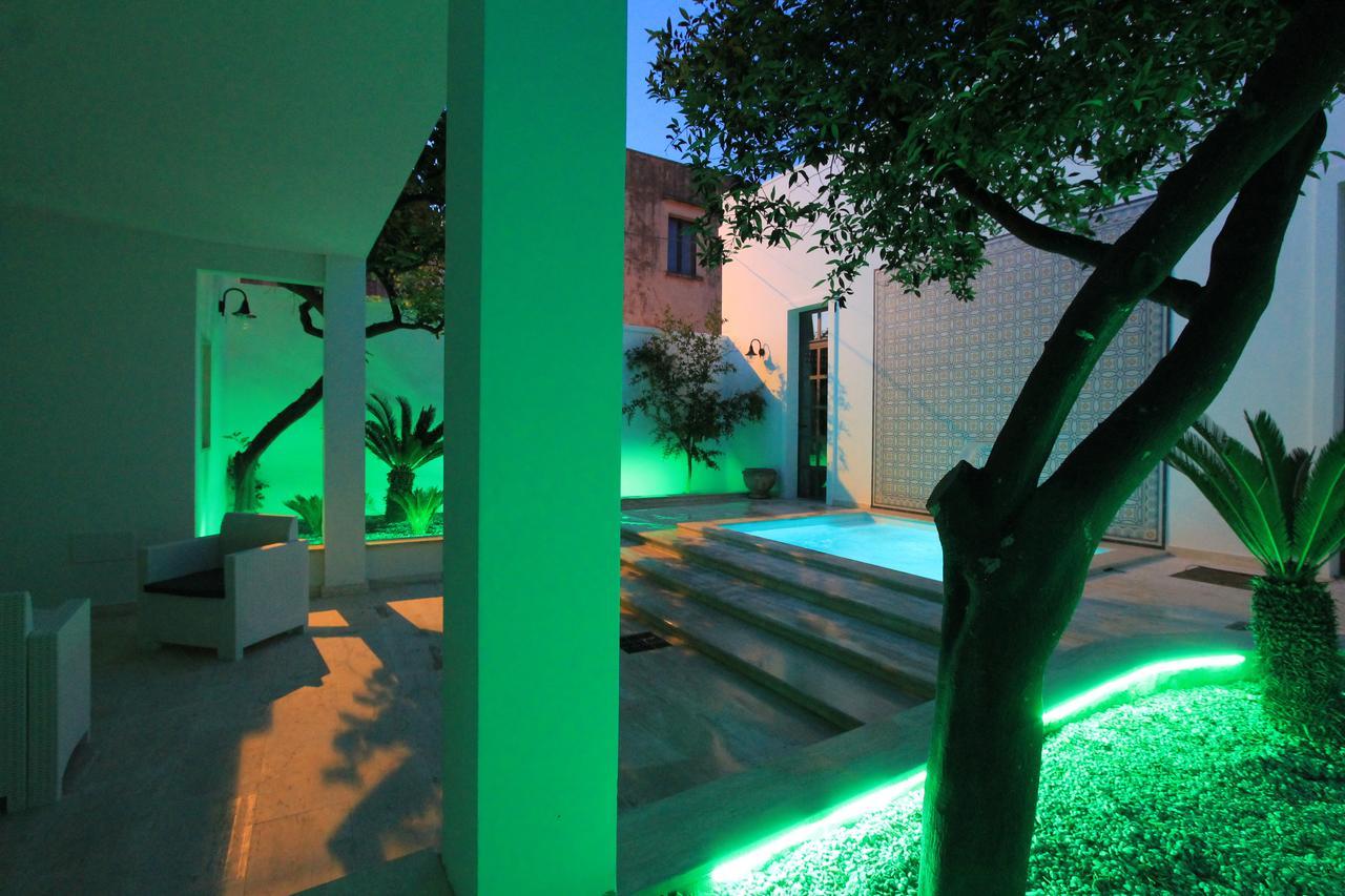 La Casa Del Mercante Racale Exterior photo