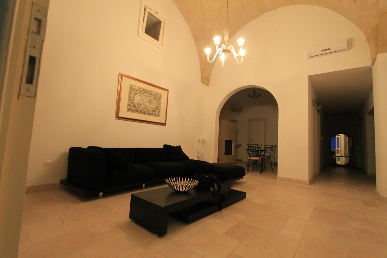 La Casa Del Mercante Racale Exterior photo